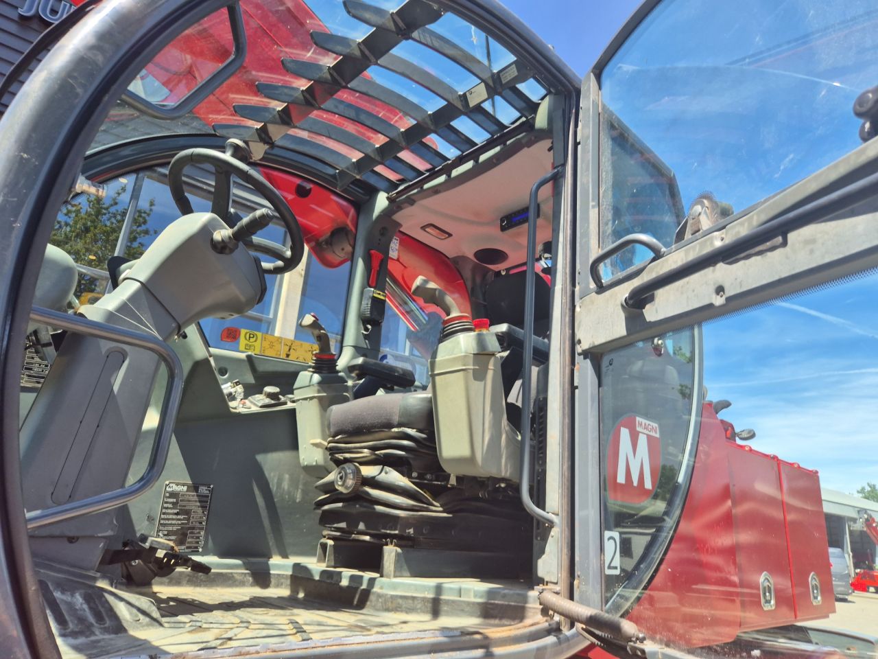 MAGNI RTH 6.25 roterende verreiker met hefhoogte 25 m