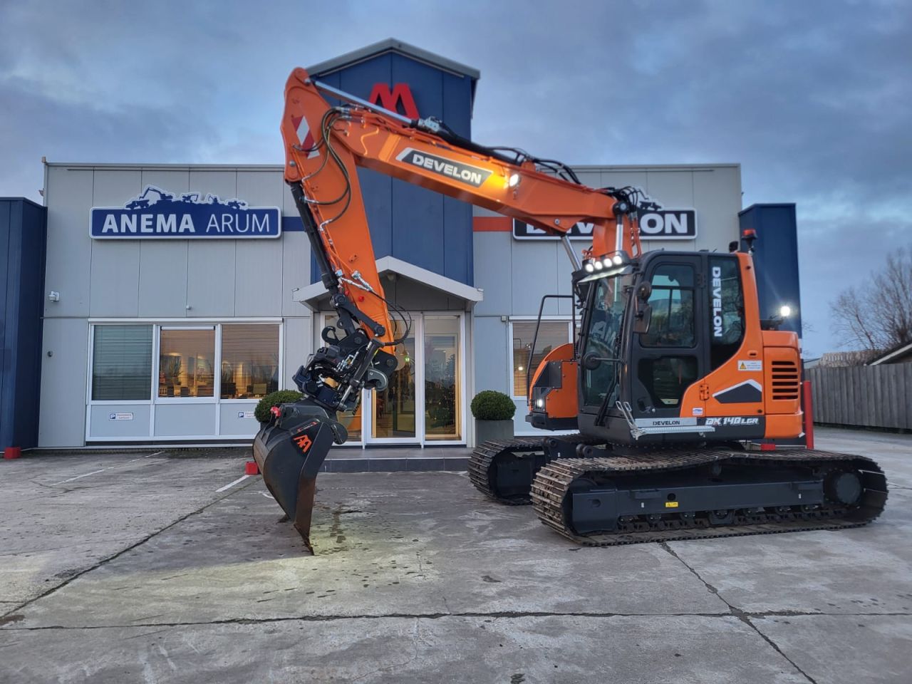 Develon DX140LCR-7