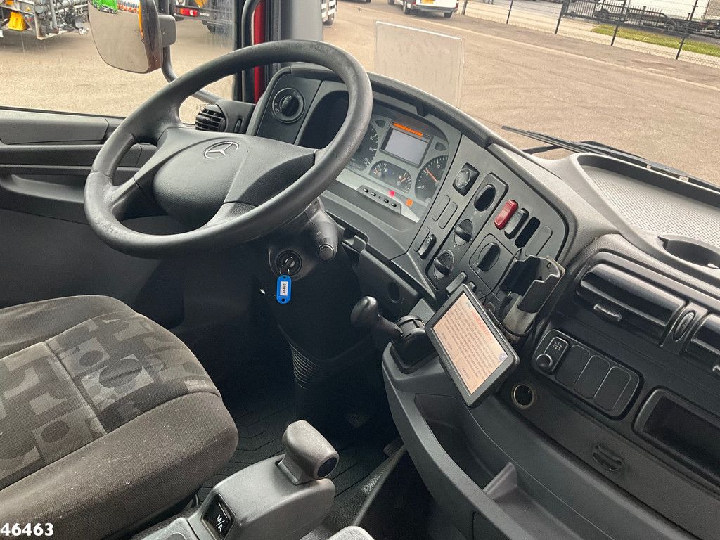 Mercedes-Benz AXOR 1824 Hiab 12 Tonmeter laadkraan