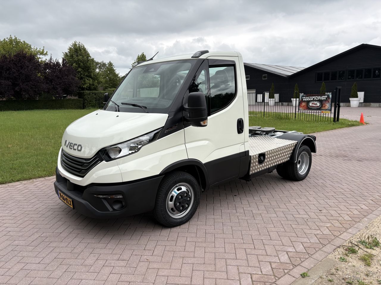 Iveco Daily 40C18 Hi-Matic automaat BE trekker 8.1 TON NIEUWE