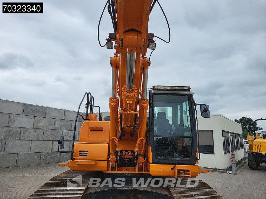 Komatsu PC240 LC-10