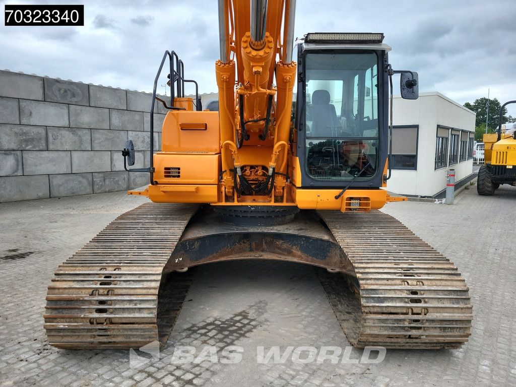 Komatsu PC240 LC-10