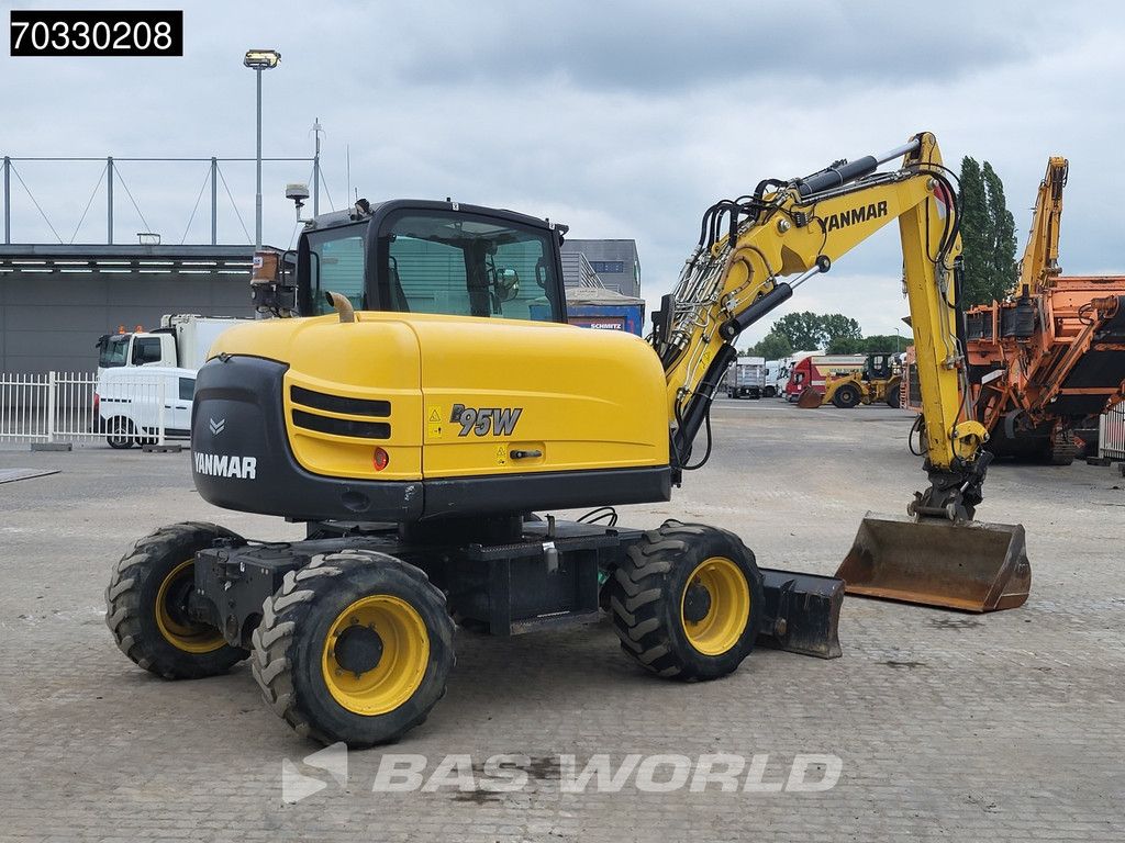 Yanmar B95W B95W Auto Greasing - A/C