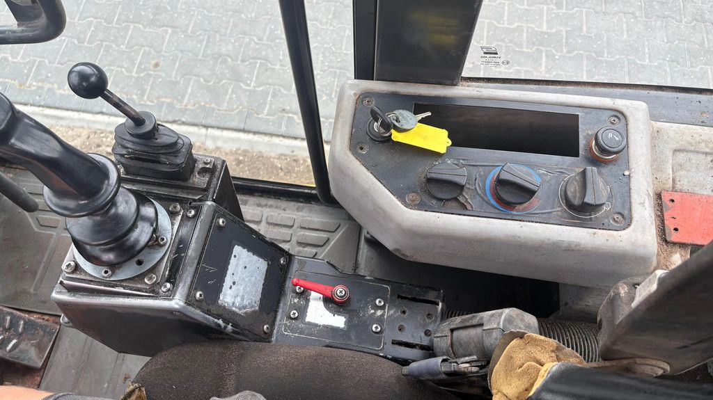 Kramer 320 ALLRAD