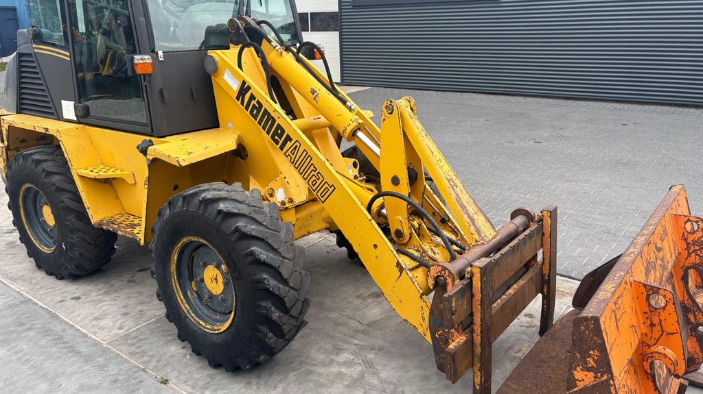 Kramer 320 ALLRAD