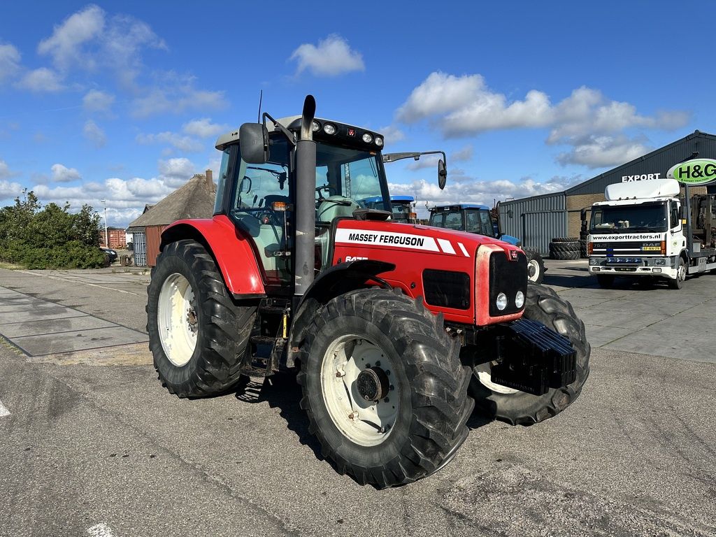 Massey-Ferguson 6475