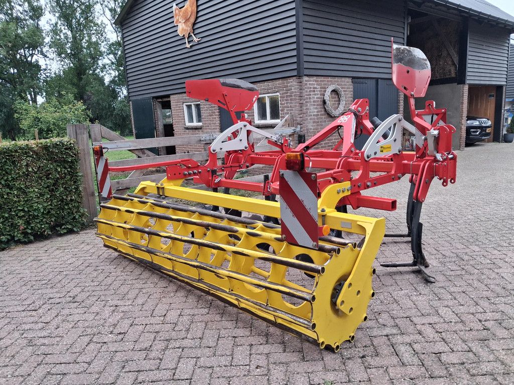 Pottinger 3020 SYNKRO cultivator
