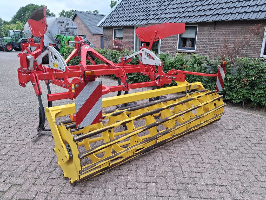 Pottinger 3020 SYNKRO cultivator