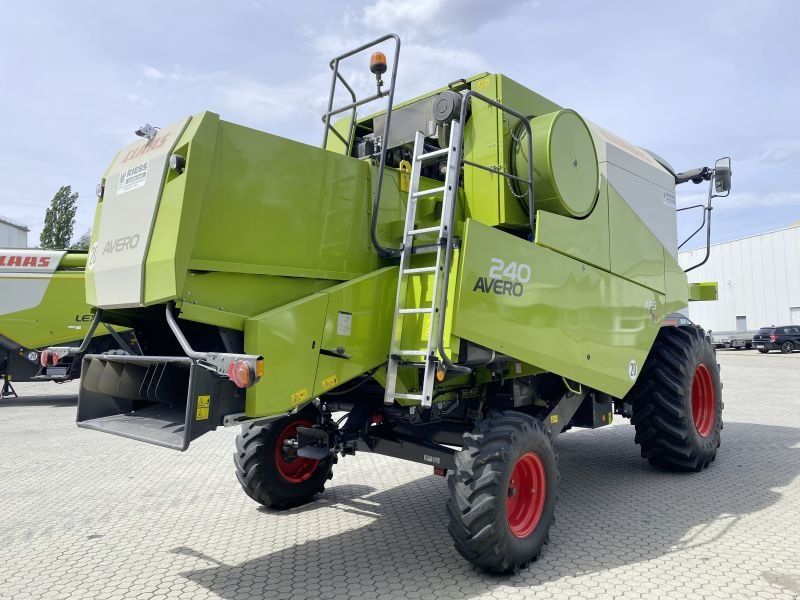 Claas AVERO 240 MIT C430 + TW