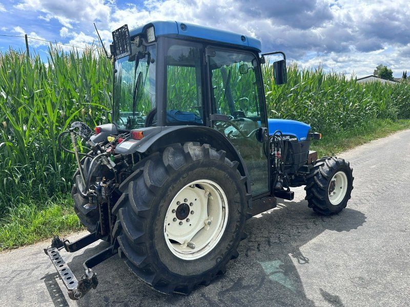 New Holland TN-N 75