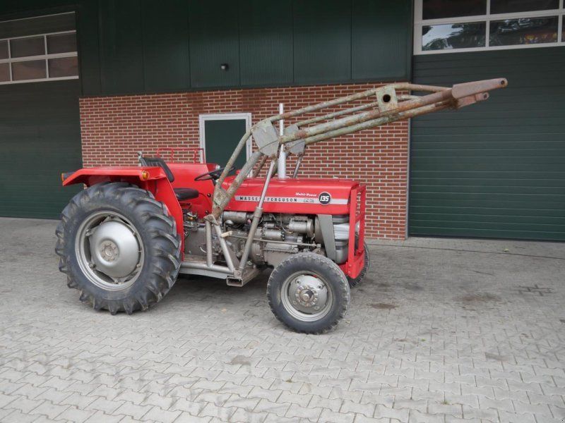 Massey Ferguson 135
