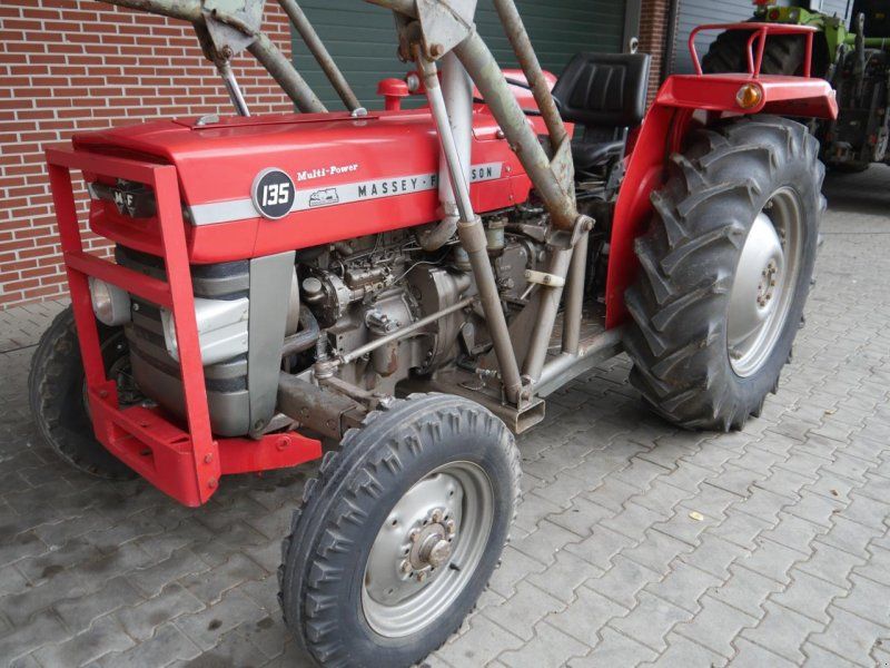 Massey Ferguson 135