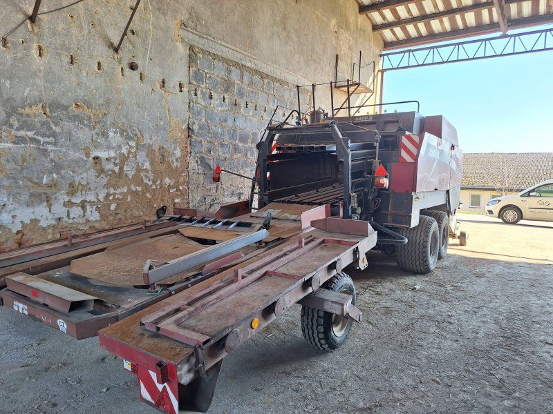 Case IH LBX 422