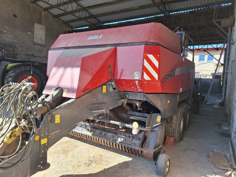 Case IH LBX 422