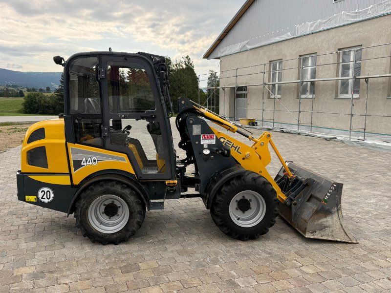 Gehl AL 440
