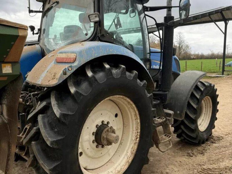 New Holland tracteur n-h t7040