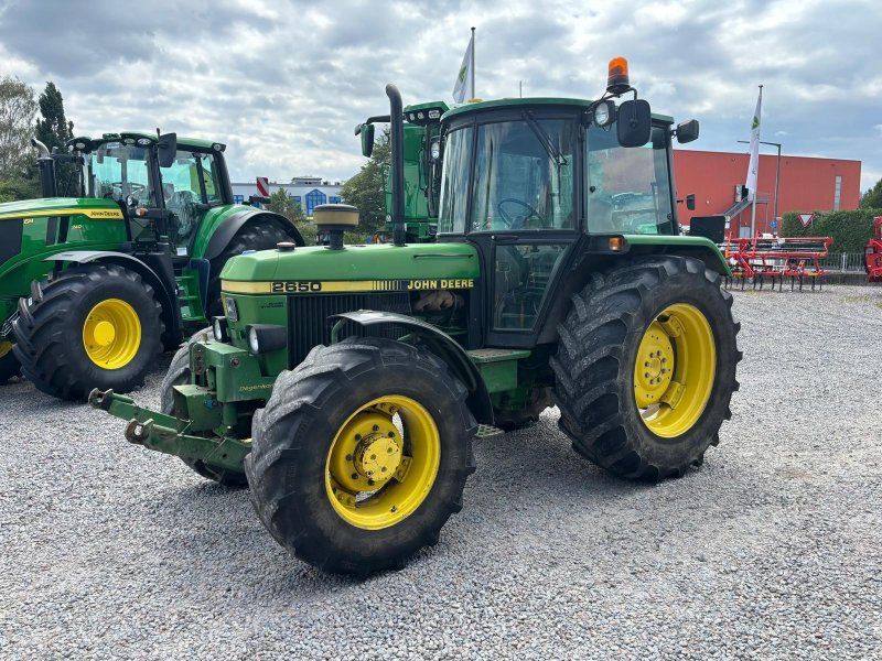 John Deere 2650  SGII