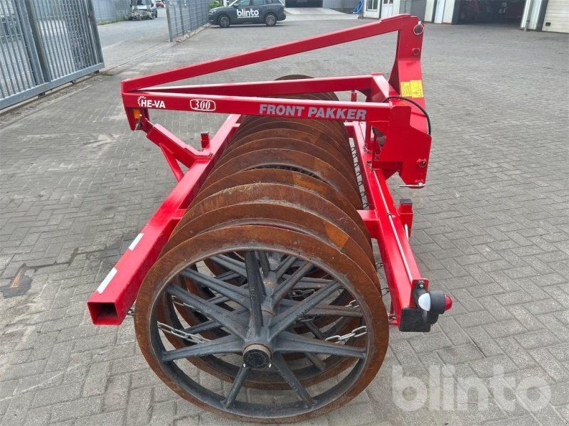 HE-VA Front Packer 300