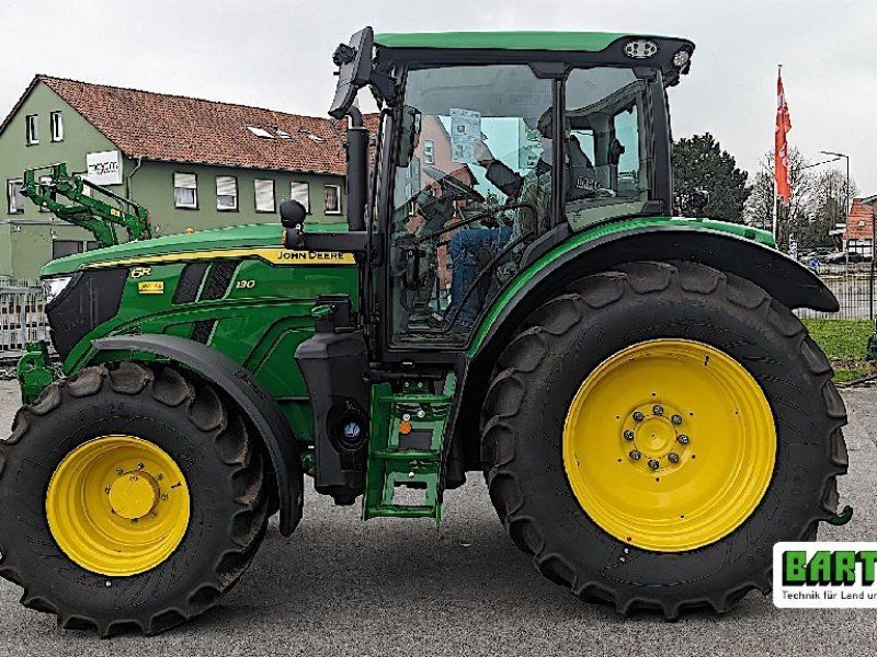 John Deere 6R130