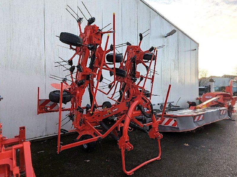 Kuhn 8703