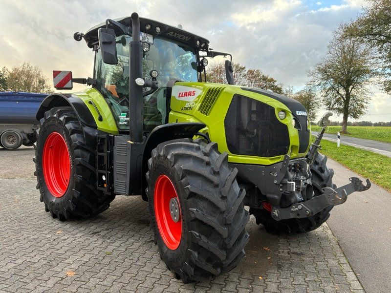 Claas Axion 870
