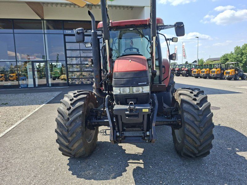 Case IH MXU 100 Basis