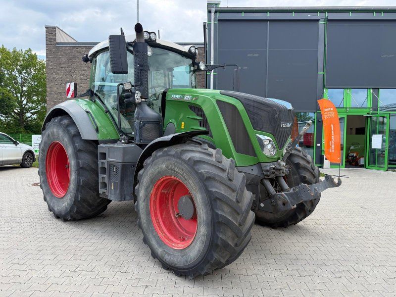 Fendt 828 Vario S4 Profi Plus
