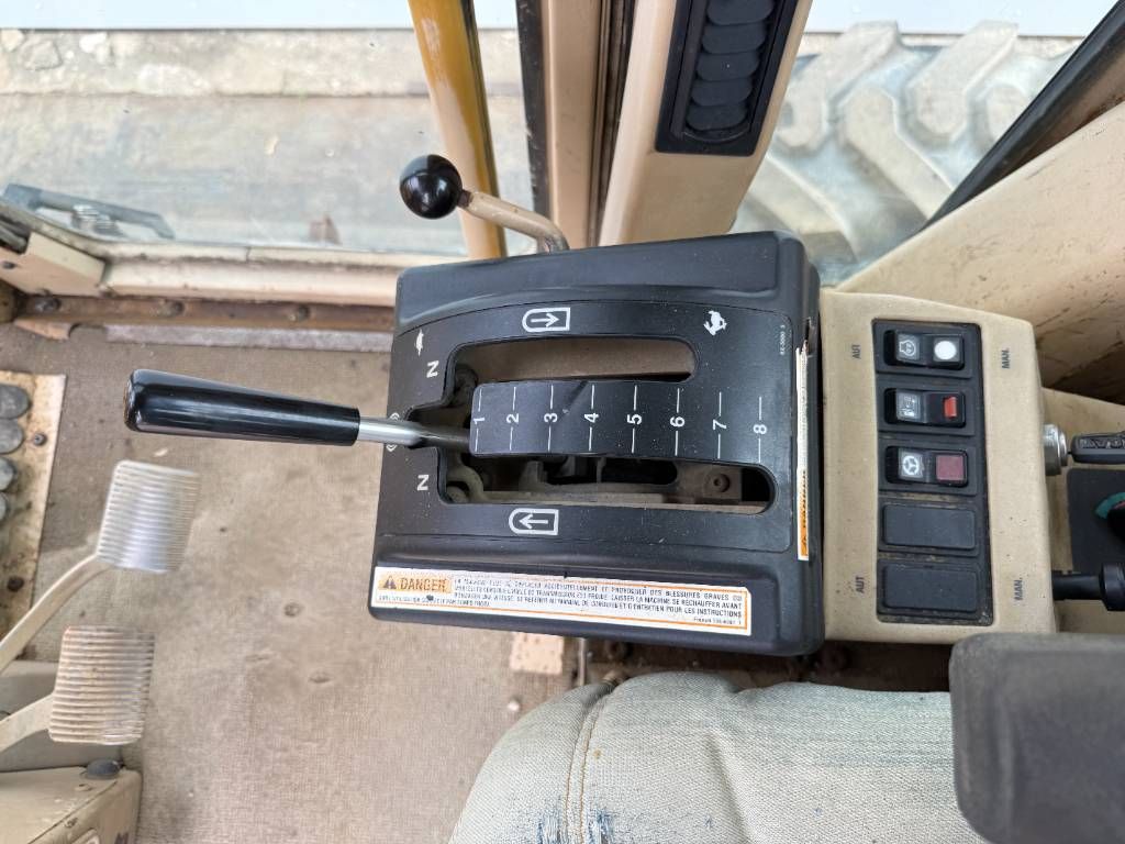 CAT 120H - Front Blade / Scarifier / Top Condition