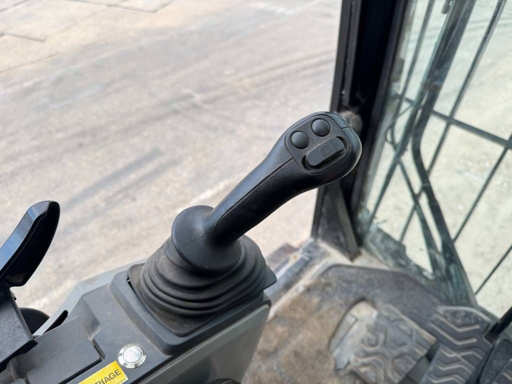 CAT 352F UHD - Hydr Undercarriage / Normal boom incl.