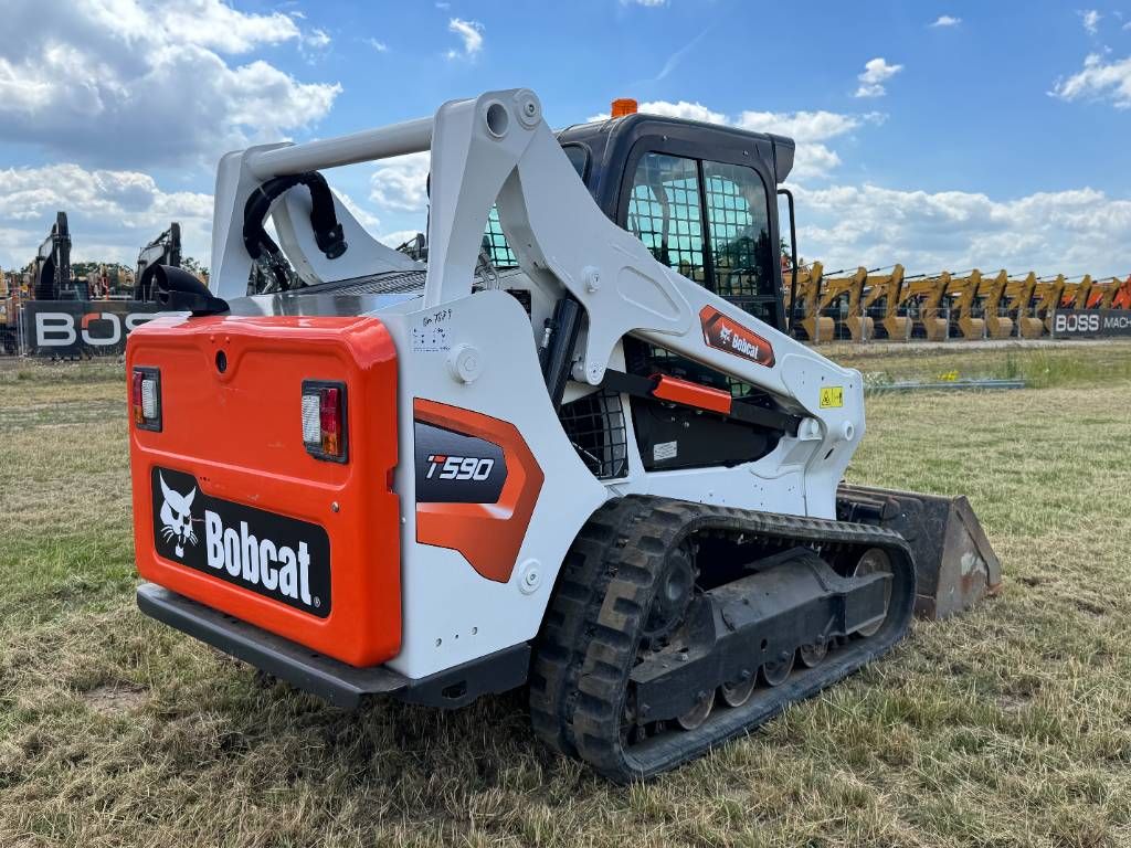 Bobcat T590 - Track Loader / Closed Cab