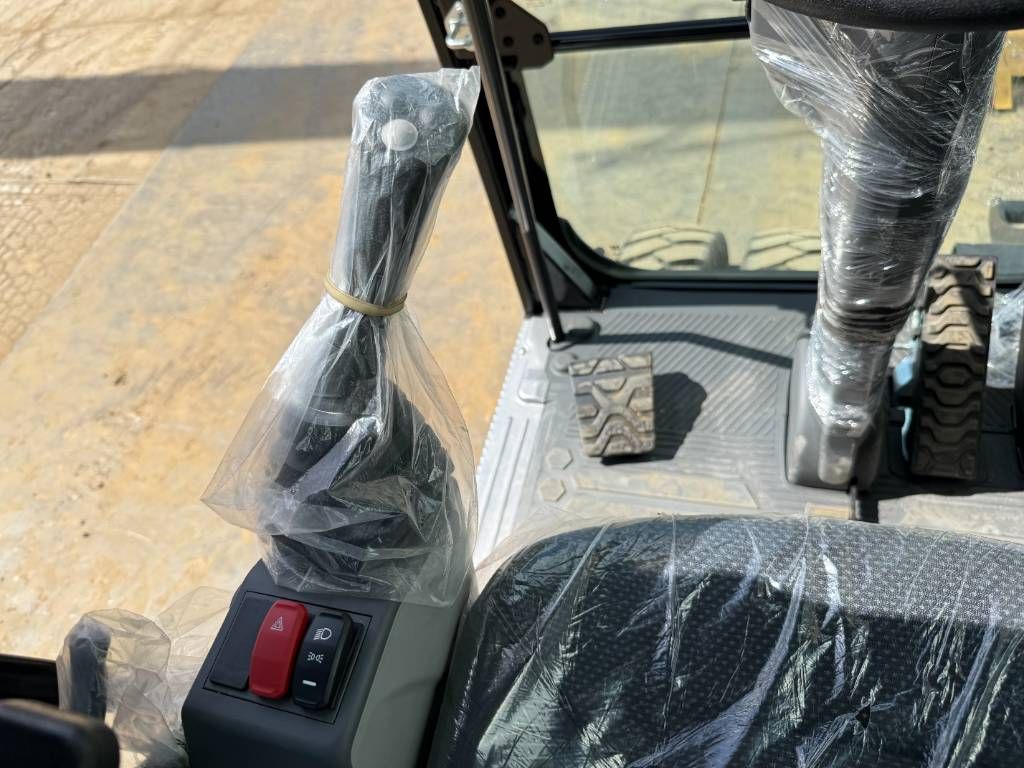 CAT M315GC - BRAND NEW / UNUSED / Hammer Lines