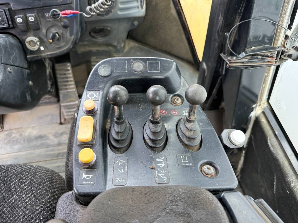CAT 950H - Weight System / 3rd Function