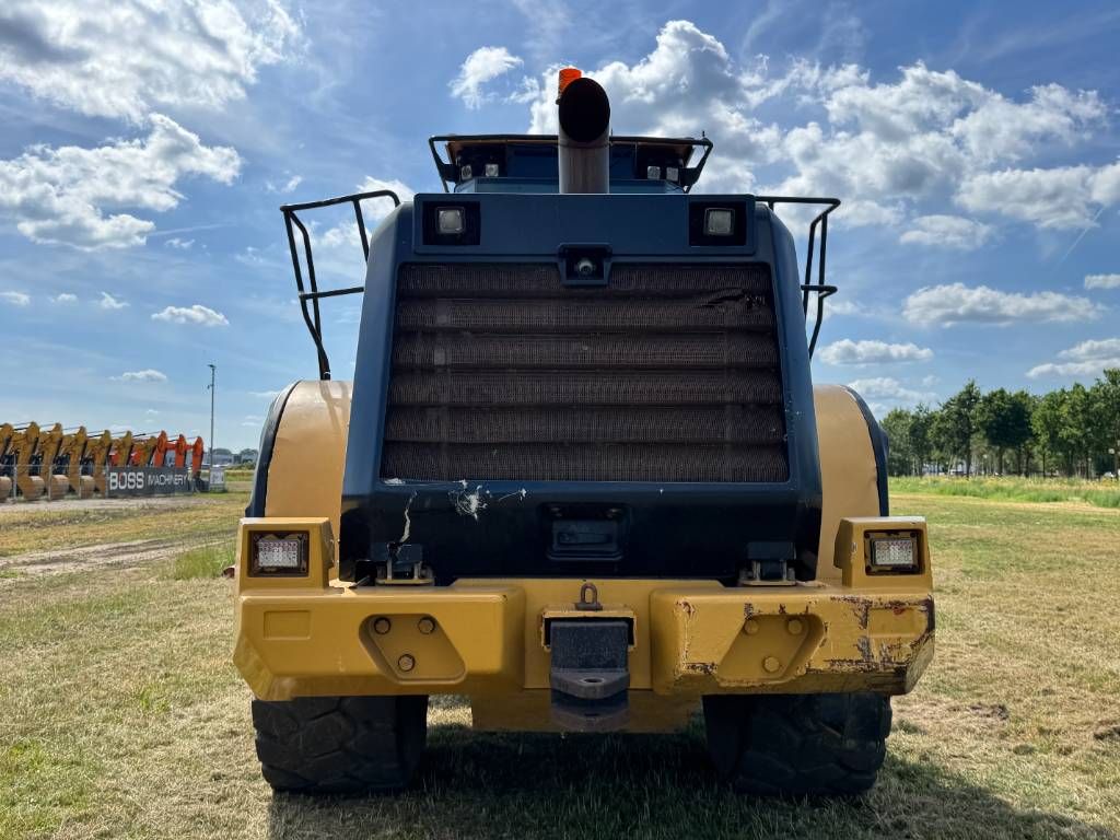 CAT 966K - 3rd Function / Automatic Greasing