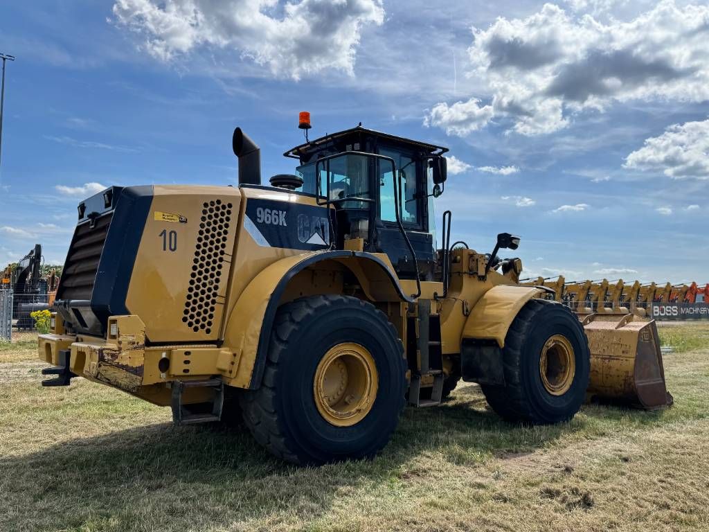 CAT 966K - 3rd Function / Automatic Greasing