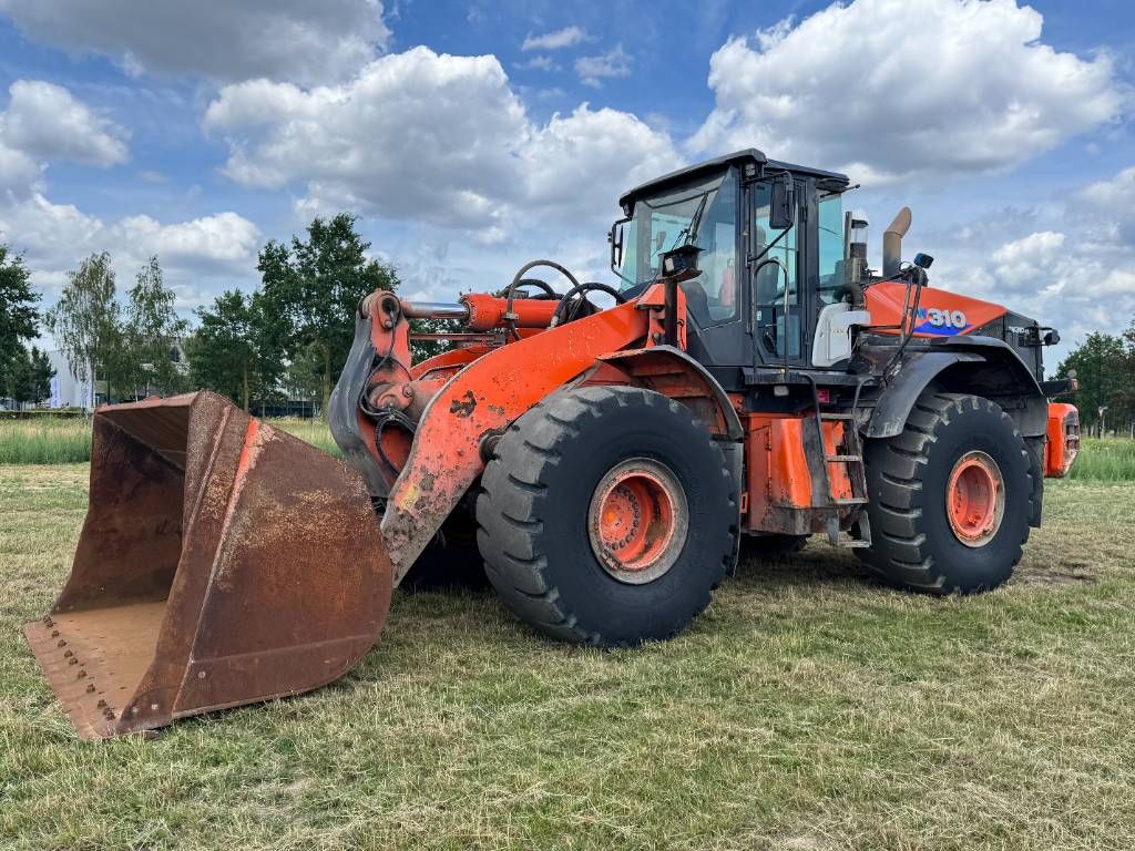 Hitachi ZX310-6 - 3rd Function / Automatic Greasing