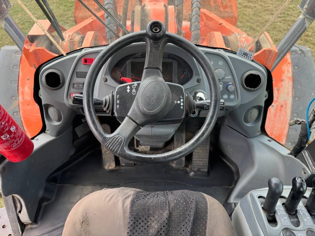 Hitachi ZX310-6 - 3rd Function / Automatic Greasing