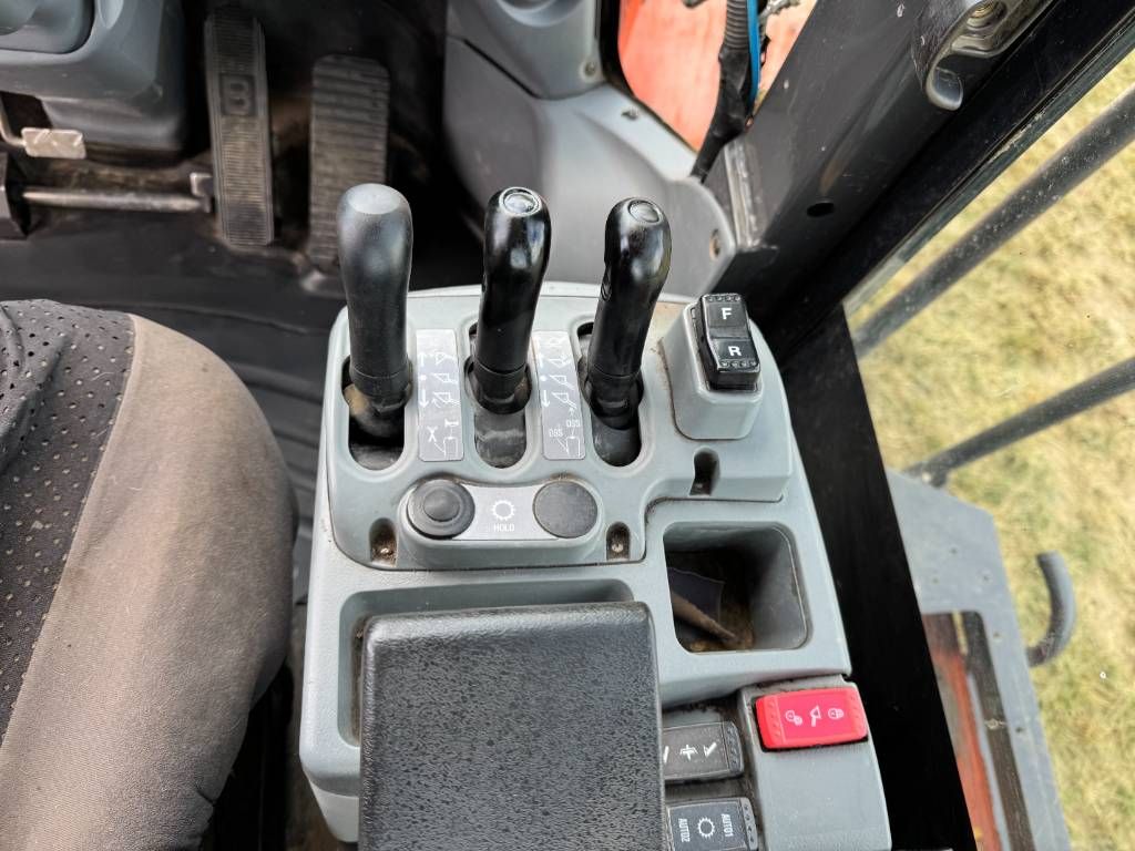 Hitachi ZX310-6 - 3rd Function / Automatic Greasing
