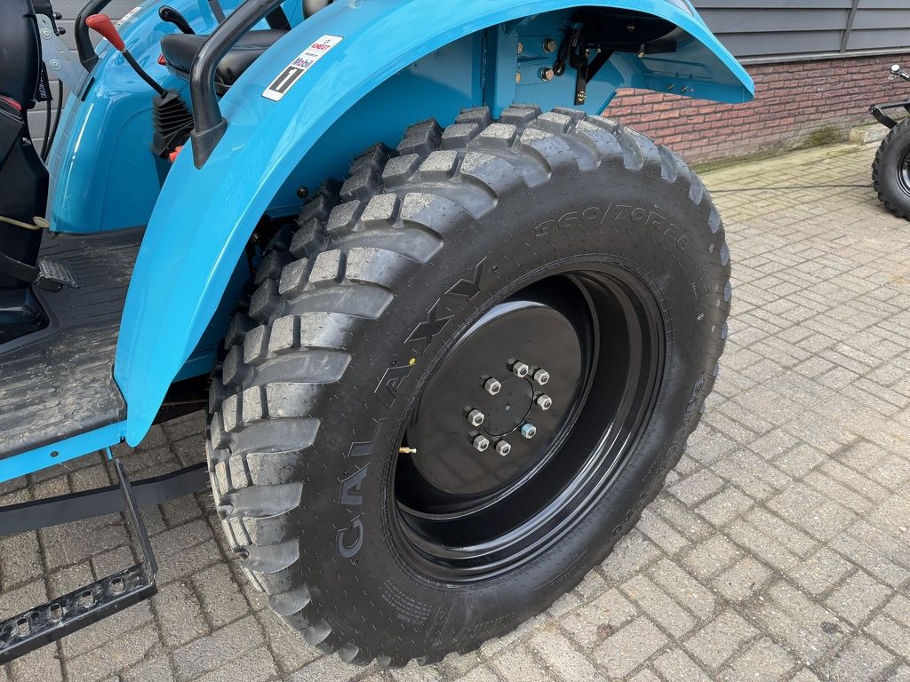 Knegt 504 50 PK compact tractor NIEUW met frontlader ACTIE PRIJS