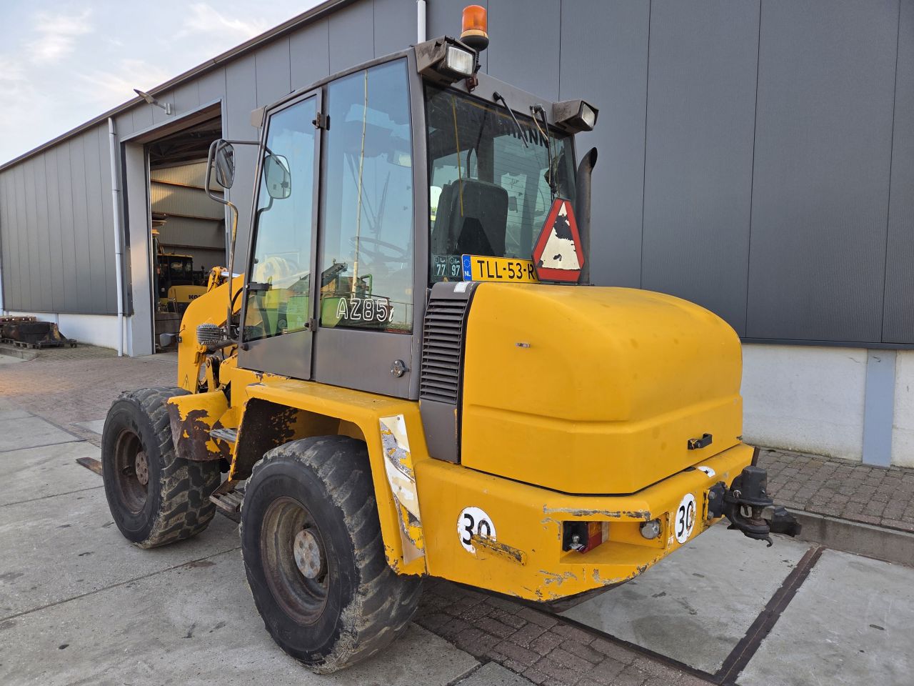 Ahlmann AZ85 T