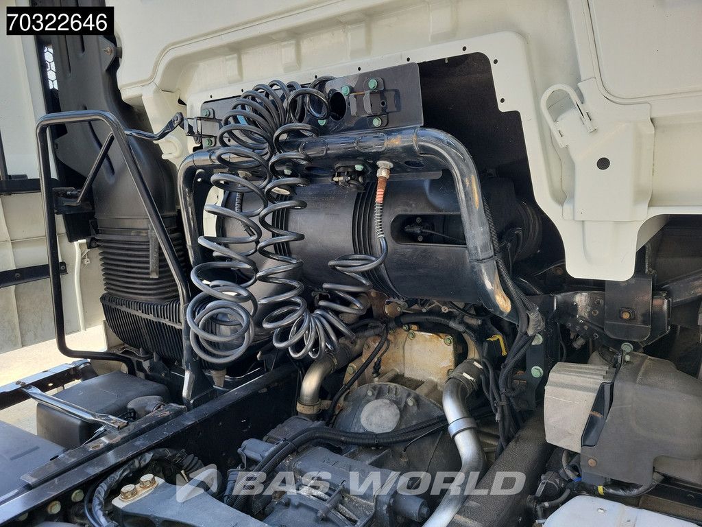 MAN TGX 18.500 4X2 Mega Retarder 2x Tanks Standklima ACC Navi M.O.T.
