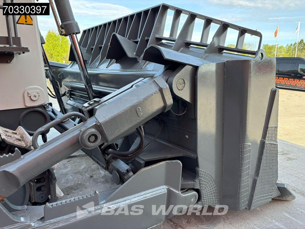 Liebherr PR766 G6.0 Service History