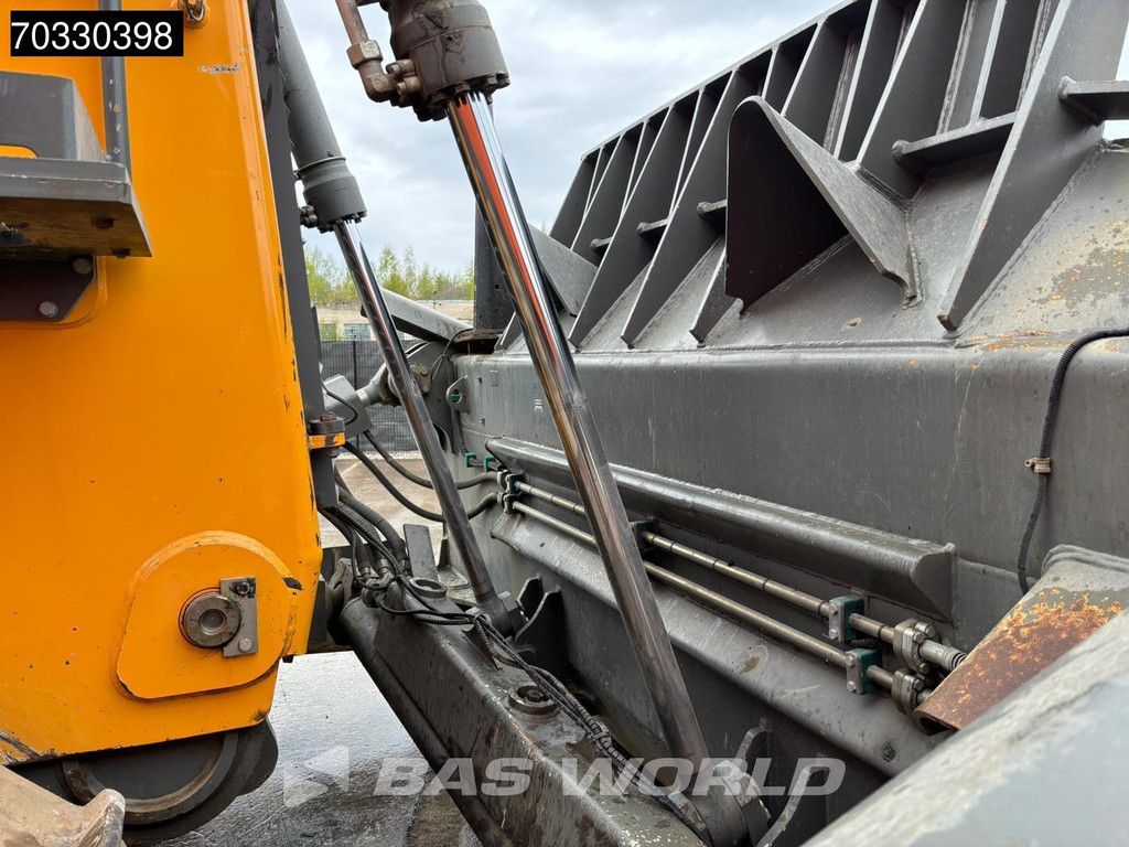 Liebherr PR766 05 Full Service History - CE