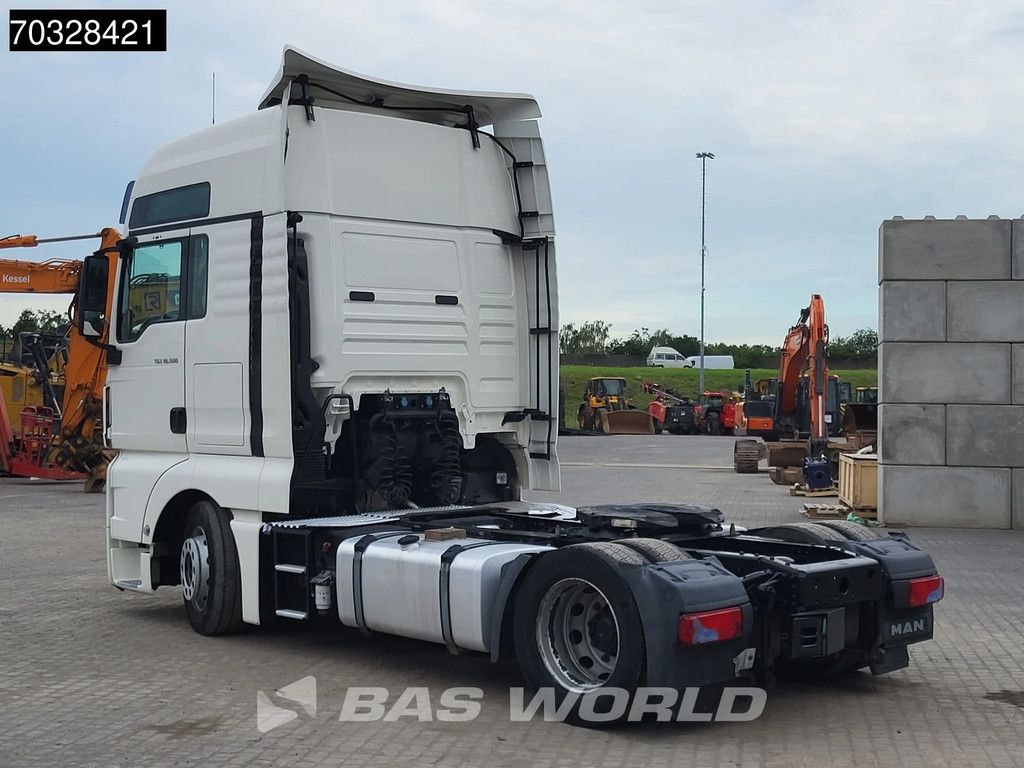 MAN TGX 18.500 4X2 Mega Retarder 2x Tanks Standklima ACC Navi
