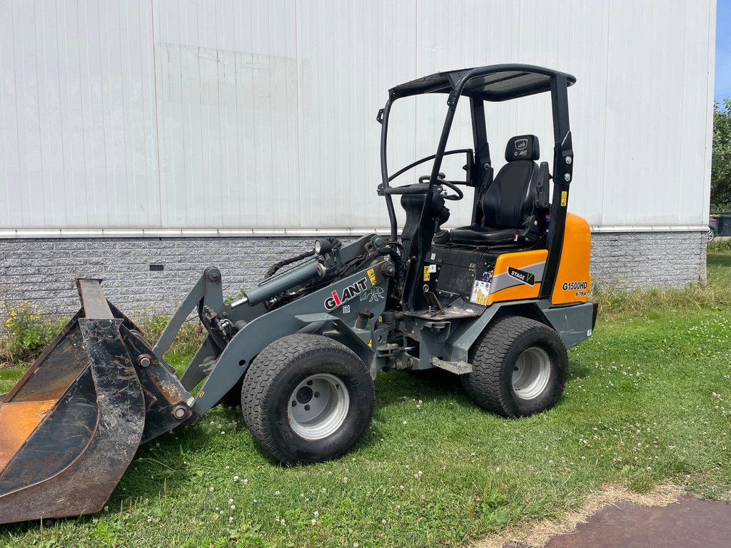 Giant G1500HD Xtra HD assen met kenteken 376 uur!