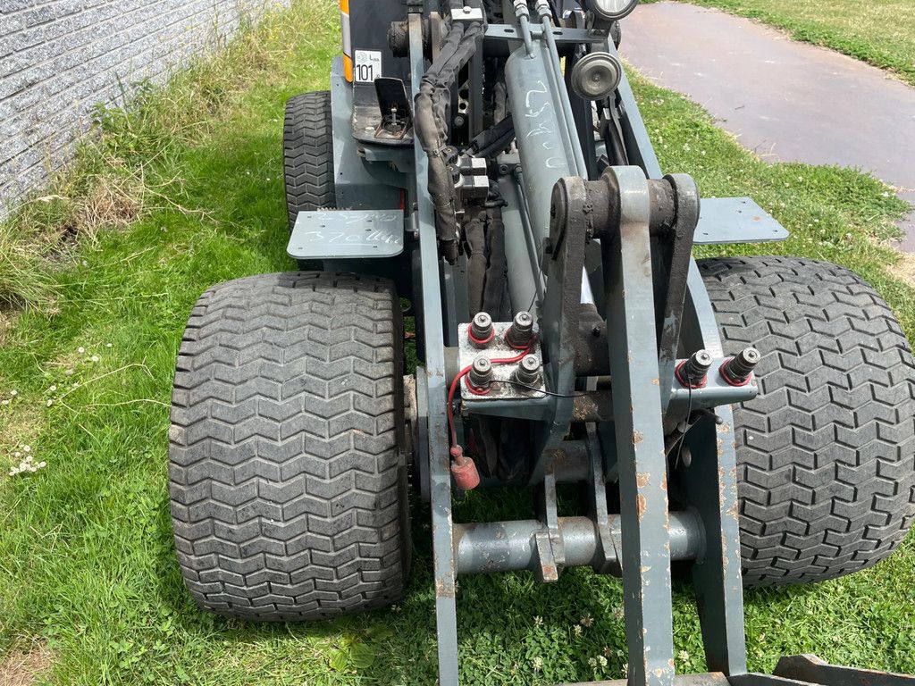 Giant G1500HD Xtra HD assen met kenteken 376 uur!