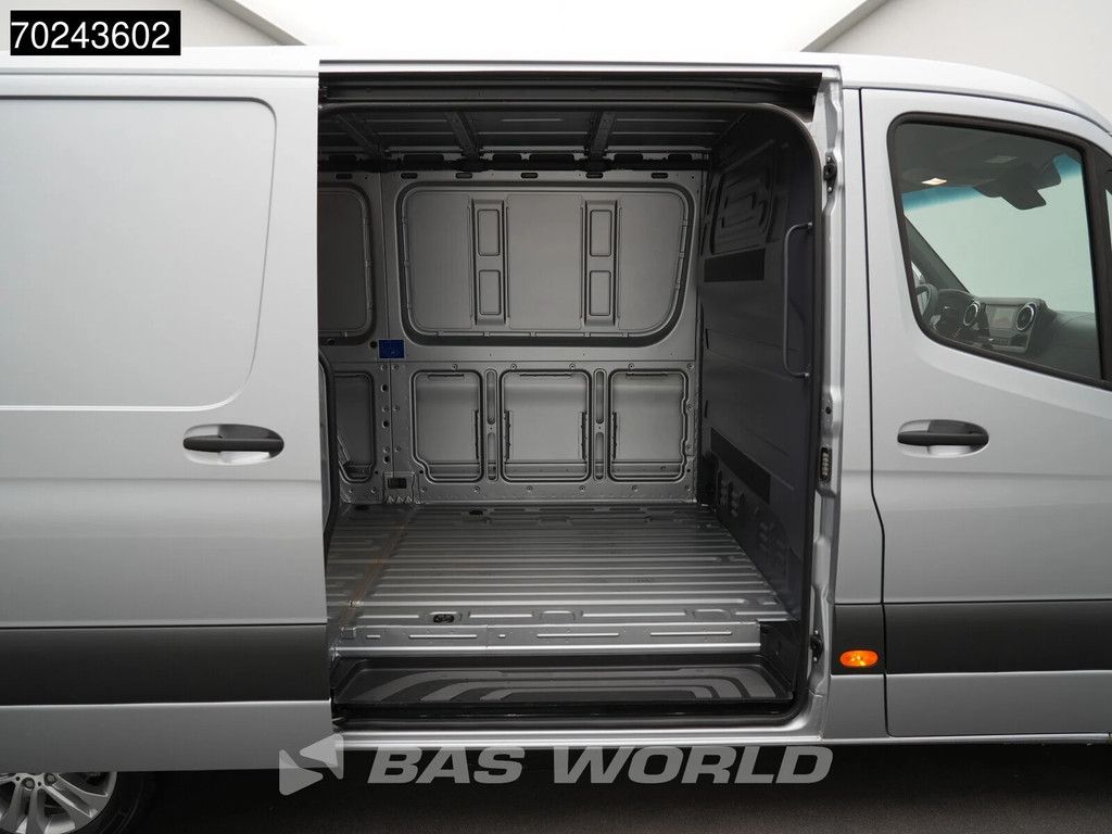 Mercedes Sprinter 319 CDI BPM VRIJ! Automaat L2H1 2025model ACC LED Navi Camera Velgen 9m3 A/C
