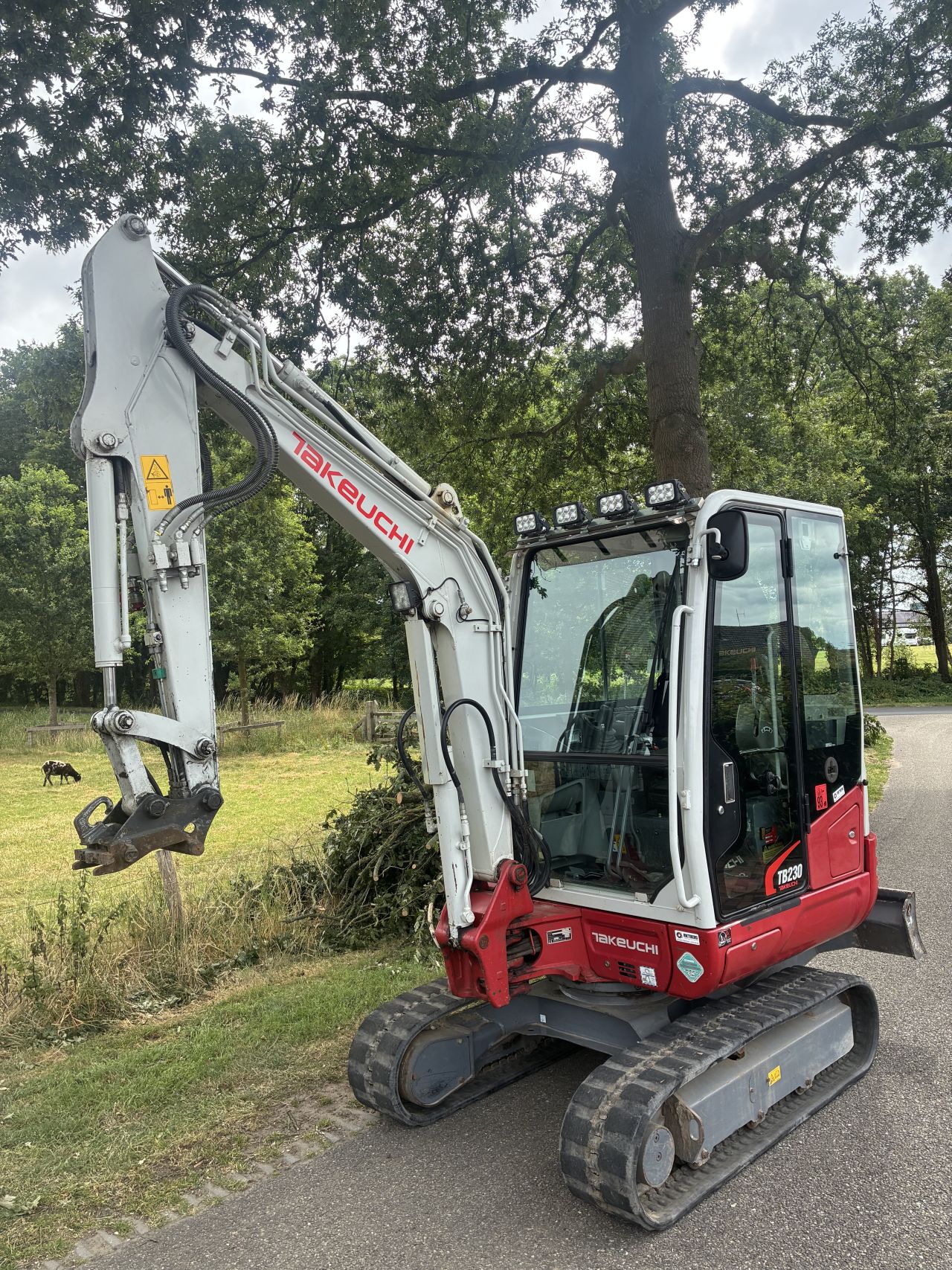 Takeuchi TB230