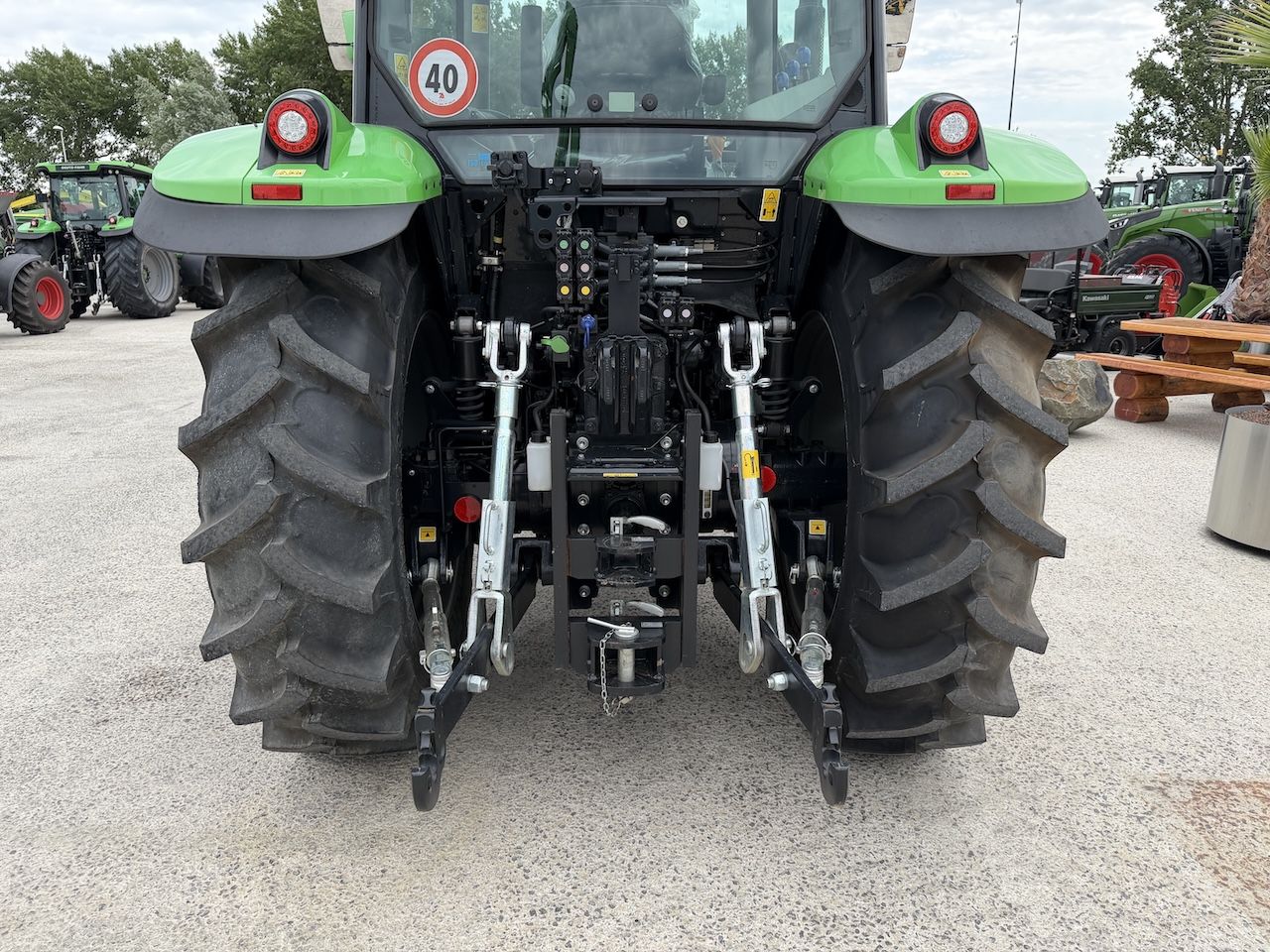 Deutz Fahr 6125C 14 uur EX Demo