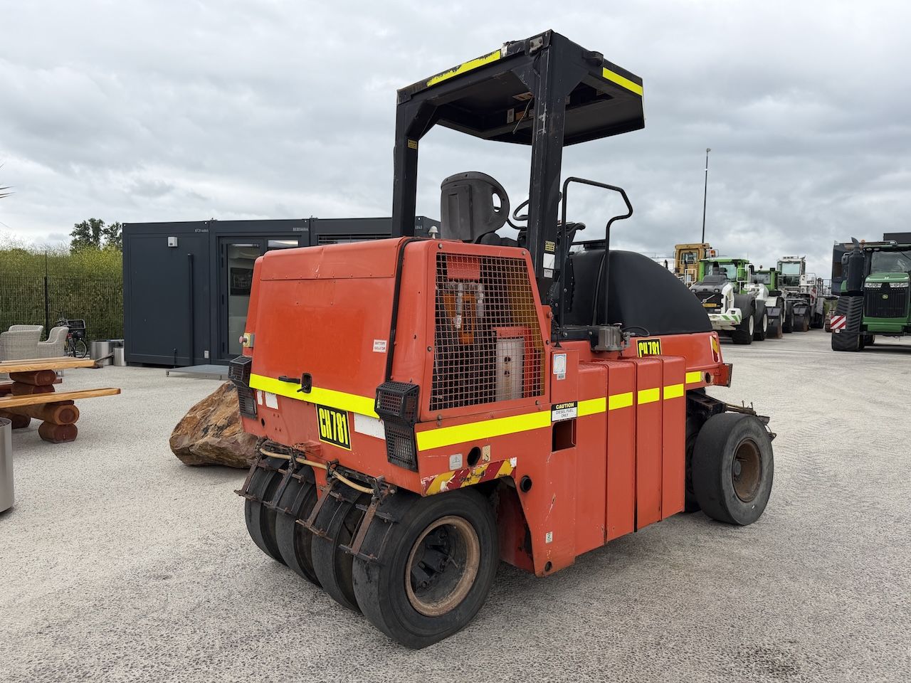 Dynapac CP142 Bandenwals