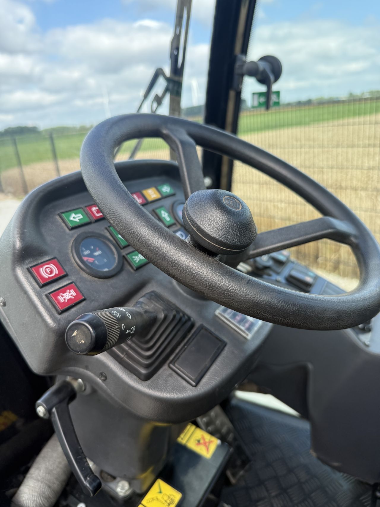 Giant g2500 extra HD mini shovel